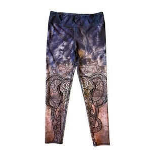 Evolution and Creation Activewear Blue Purple Mandala Cropped Leggings Size S